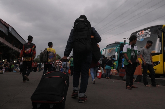 Arus mudik di Terminal Kampung Rambutan melonjak 38 persen