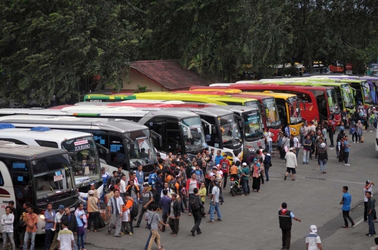 Arus mudik di Terminal Kampung Rambutan melonjak 38 persen