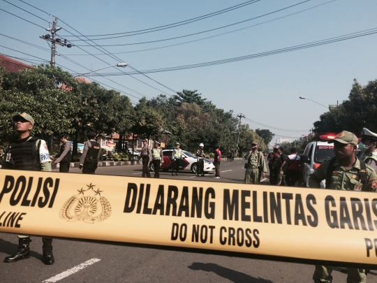 Suasana mencekam Mapolresta Surakarta usai serangan bom bunuh diri