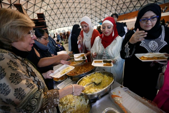 Potret kekeluargaan minoritas muslim Meksiko rayakan Idul Fitri