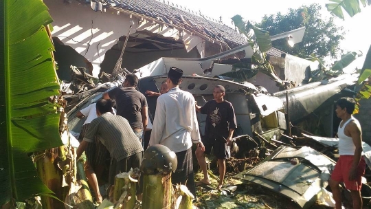 Ini kondisi hancur helikopter TNI AD yang jatuh di Sleman