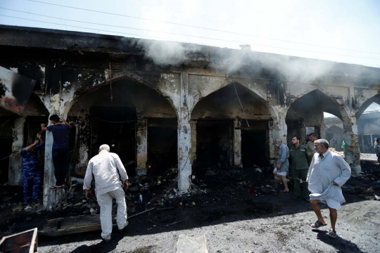 Porak-poranda masjid di Irak dihantam bom, 30 tewas