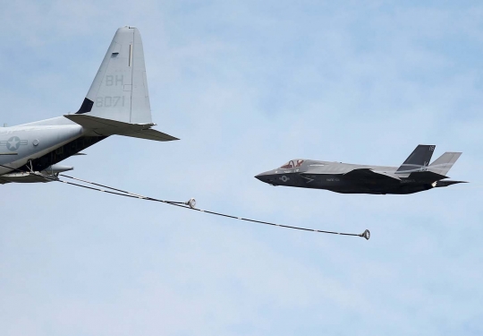 Ini wujud F-35B Lightning II, jet siluman paling mematikan