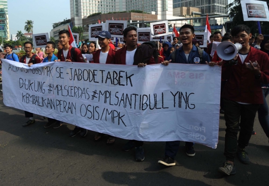 OSIS se-Jabodetabek gelar aksi anti-bullying di Bundaran HI