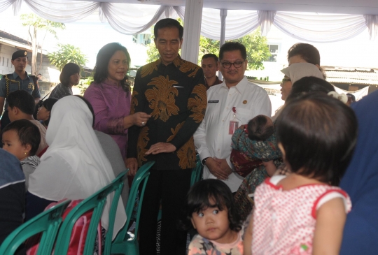 Presiden Jokowi sidak vaksinasi ulang di Puskesmas Ciracas