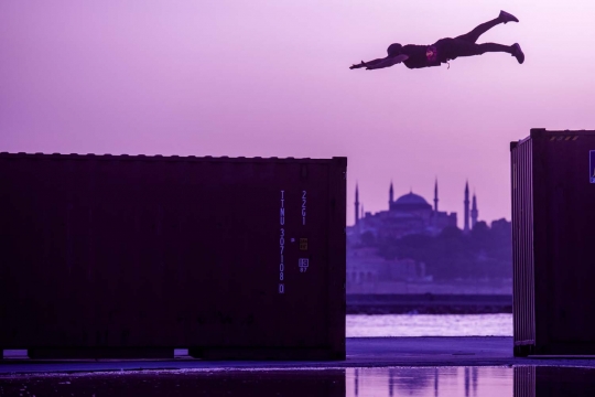 Aksi parkour memukau dalam Dreamland 2016 di Turki