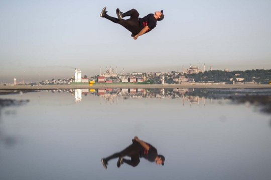 Aksi parkour memukau dalam Dreamland 2016 di Turki