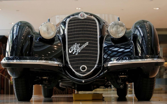 Fantastis, Alfa Romeo 8C produksi 1939 ini dilelang ratusan miliar