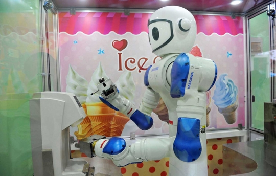 Unik, di festival ini robot punya kemampuan barongsai
