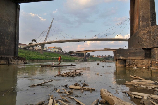 El Nino bikin sungai di Brasil ini hampir kering