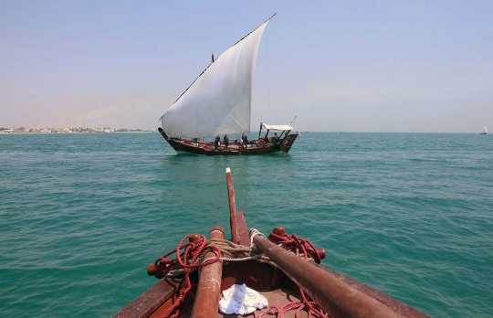 Para pemburu mutiara di laut Kuwait