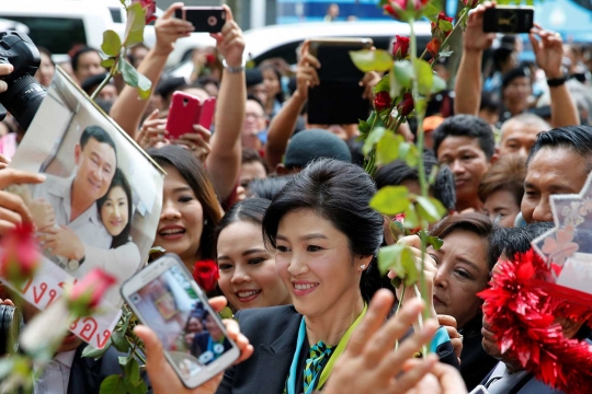 Dukungan banjiri Yingluck Shinawatra saat diadili di Mahkamah Agung