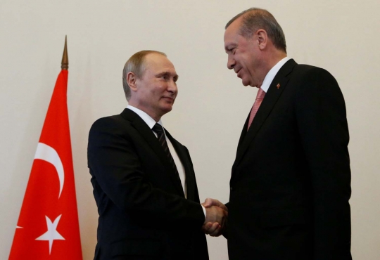 Keakraban Putin dan Erdogan setelah kembali damai
