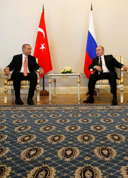 Keakraban Putin dan Erdogan setelah kembali damai