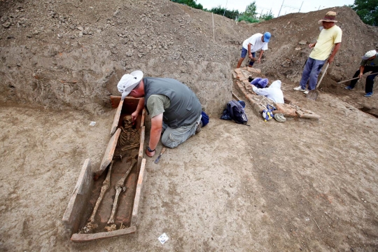 Arkeolog Serbia temukan mantra sihir Romawi kuno