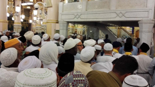 Raudhah, tempat berdoa paling mustajab di Masjid Nabawi