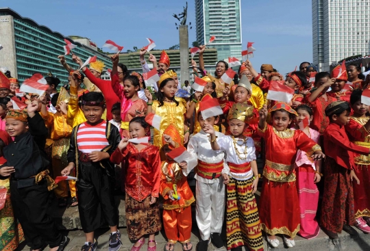 Keceriaan anak-anak ramaikan karnaval budaya di Bundaran HI
