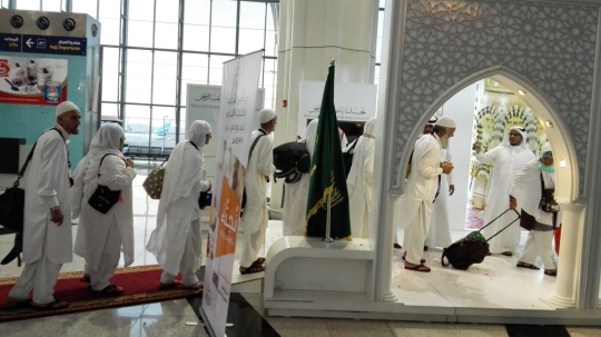 Cara unik Bandara Madinah sambut kedatangan calon jemaah haji