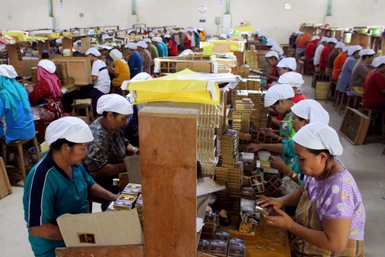 Menengok nasib buruh linting di Malang hadapi kenaikan harga rokok