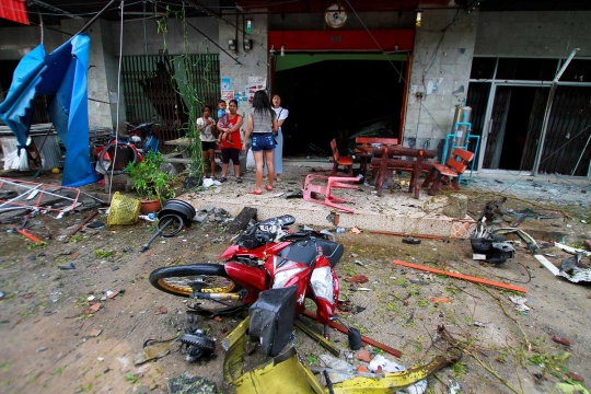 Begini pemandangan mengerikan efek ledakan bom mobil di Thailand