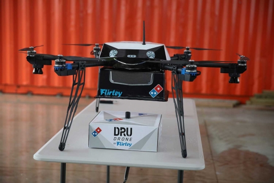 Di Selandia Baru pesan pizza diantar drone