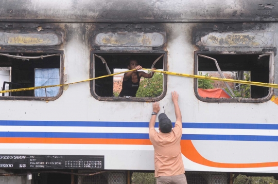 Kondisi KA Kertajaya usai terbakar di Stasiun Tanjung Priok