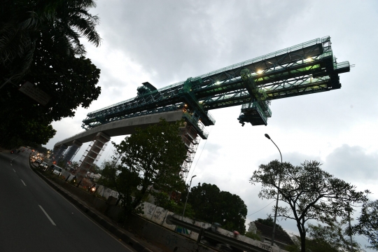 Memantau perkembangan proyek MRT di Lebak Bulus