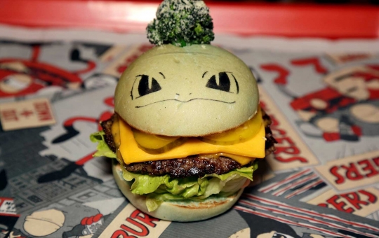 Restoran ini bikin burger bercita rasa Pokemon