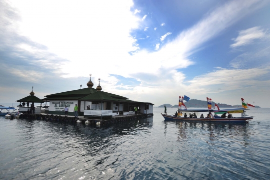 Menyusuri perjalanan dari Pantai Sari Ringgung hingga Anak Krakatau