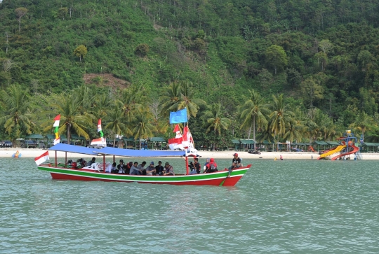 Menyusuri perjalanan dari Pantai Sari Ringgung hingga Anak Krakatau