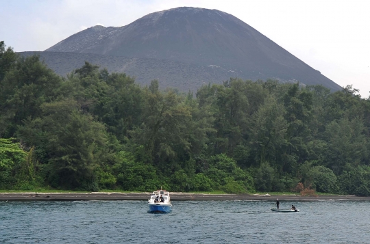 Menyusuri perjalanan dari Pantai Sari Ringgung hingga Anak Krakatau