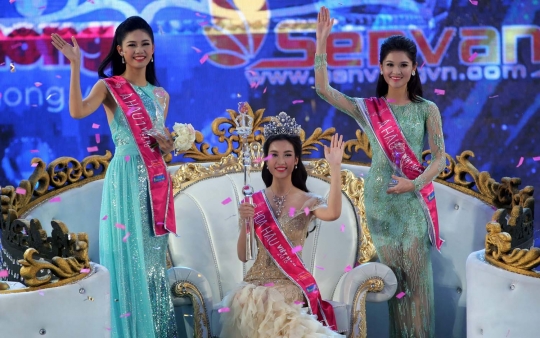 Pesona kecantikan kontestan Miss Vietnam 2016