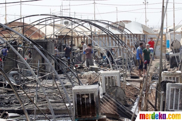 Foto : Meratapi pengungsi Irak tendanya hangus terbakar 