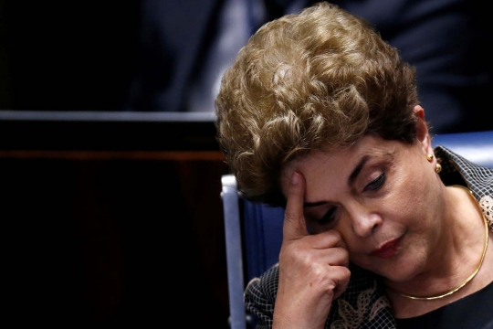 Wajah resah Presiden Brasil jalani sidang pemakzulan