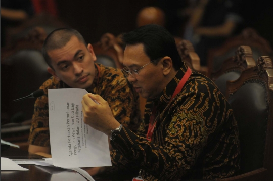 Gugat aturan cuti, Ahok kembali disidang