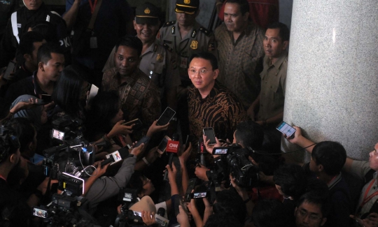 Gugat aturan cuti, Ahok kembali disidang