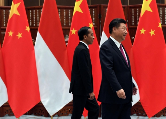 Senyum hangat Xi Jinping sambut kedatangan Jokowi di China