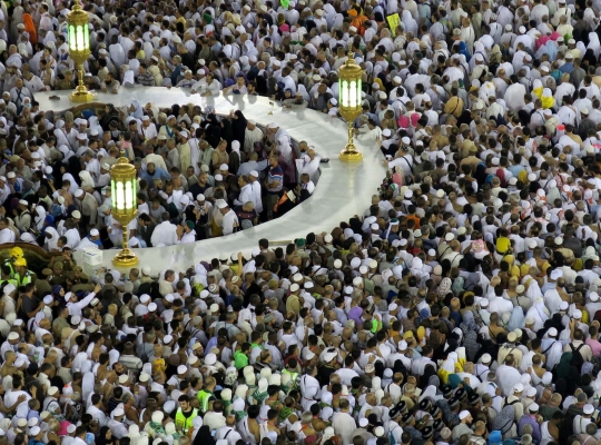 Jemaah haji dari seluruh dunia mulai padati Masjidil Haram