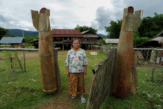 Intip perkampungan di Laos yang pondasi rumahnya terbuat dari 'bom'