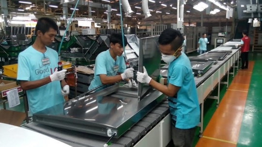 LG pamer pabrik kulkas di Banten, mampu produksi 5.000 unit per hari