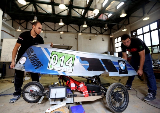 Inovasi mahasiswa Mesir ciptakan mobil Formula hybrid-electric