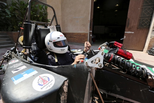 Inovasi mahasiswa Mesir ciptakan mobil Formula hybrid-electric