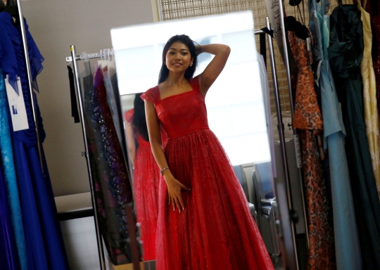 Pesona wanita keturunan India menangkan Miss Japan 2016