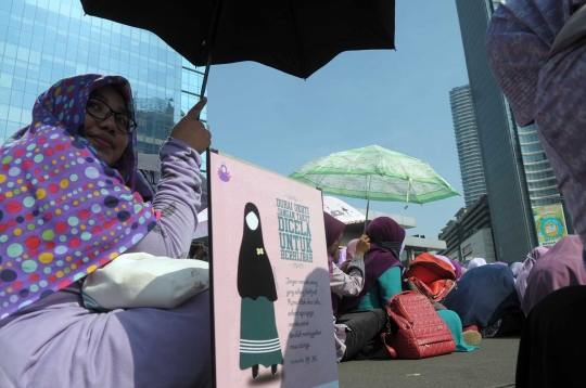 Ratusan perempuan peringati Hari Solidaritas Hijab Internasional
