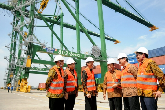 Presiden Jokowi resmikan Terminal Peti Kemas New Priok