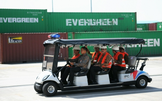 Presiden Jokowi resmikan Terminal Peti Kemas New Priok