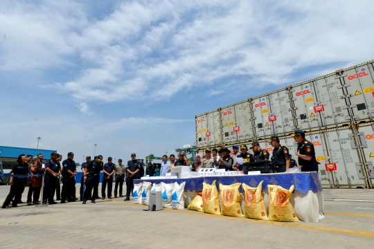 Kompaknya Susi dan Sri Mulyani bongkar penyelundupan di New Priok