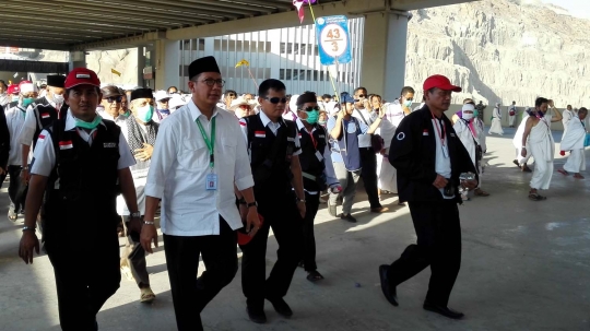 Kepadatan jemaah haji Indonesia jalani lempar jumrah