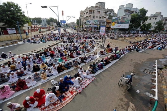 Ribuan muslim di India rayakan Idul Adha hari ini