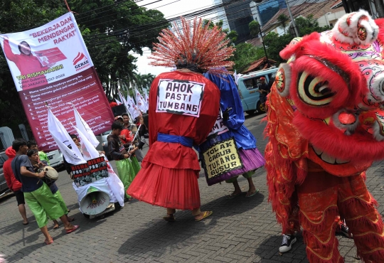 Aksi massa gelar dukungan untuk Risma jadi Cagub DKI